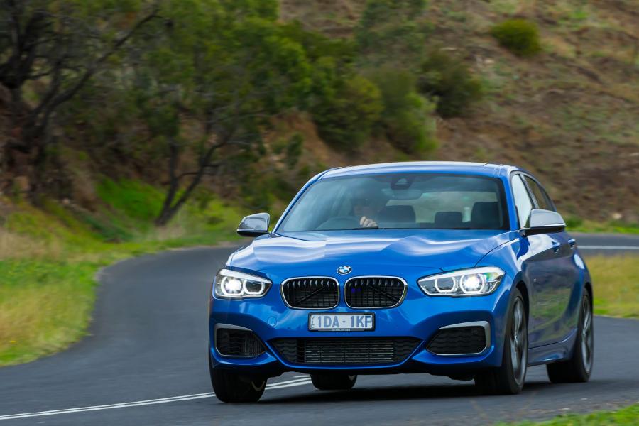  BMW M135i 5-Door 2015 года  (AU) (фото 8 из 12)